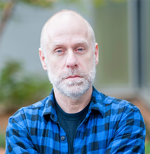 Structural computations and queer self-acceptance in the time of the AIDS&nbsp;epidemic